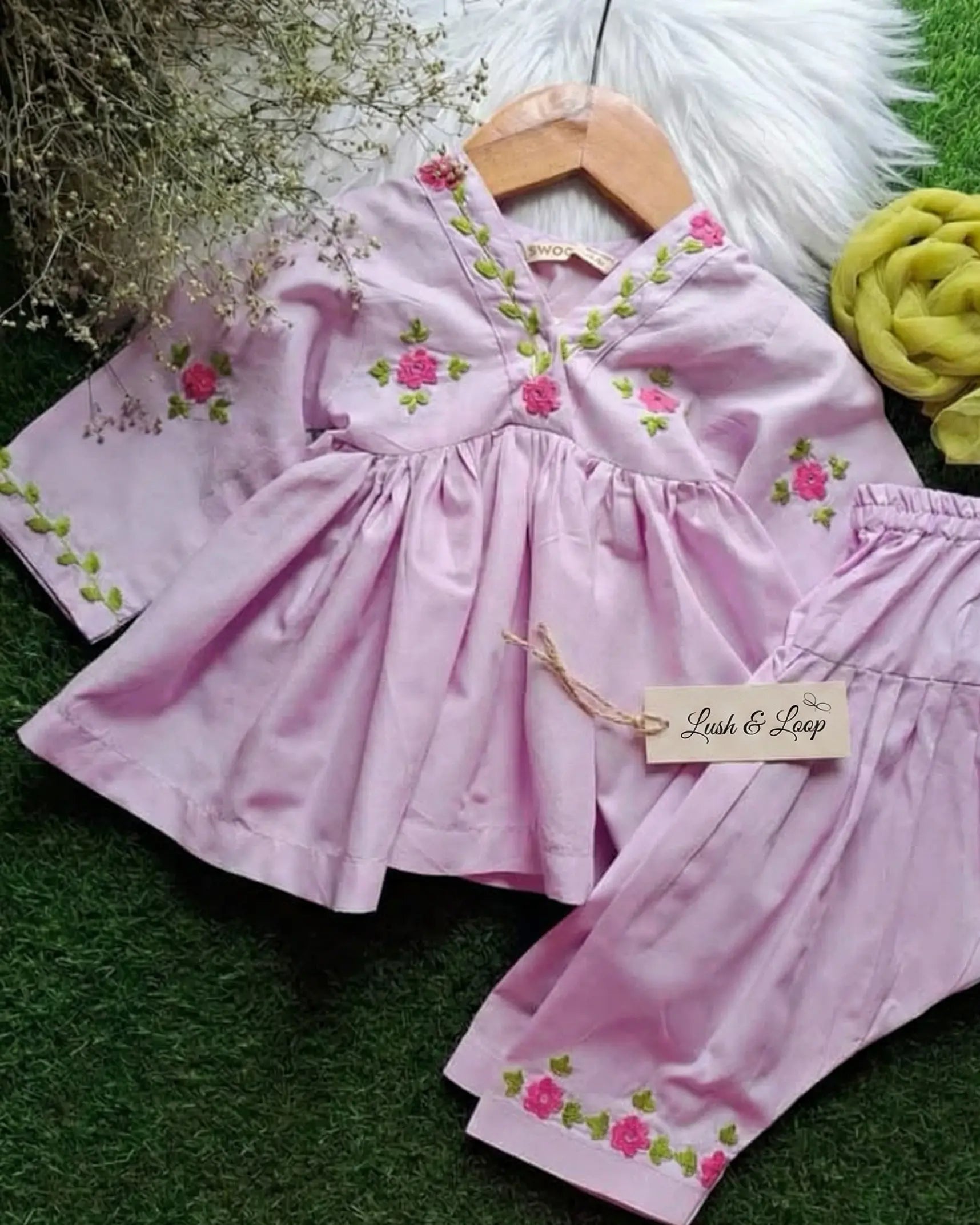 Lush and Loop Hand-Embroidered  Kurta - Lush and Loop