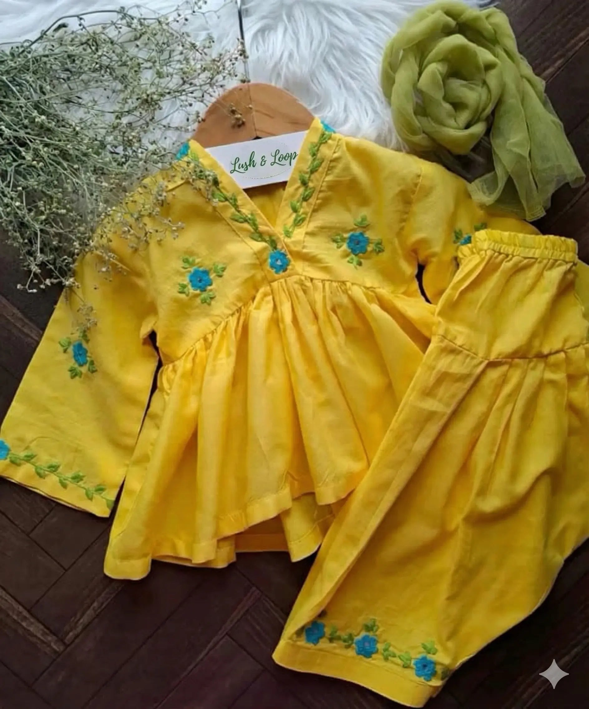 Lush and Loop Hand-Embroidered  Kurta - Lush and Loop