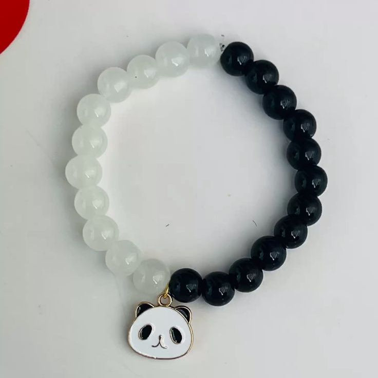 Lush and Loop Beaded Bracelet – Handcrafted Elegance for Everyday Style